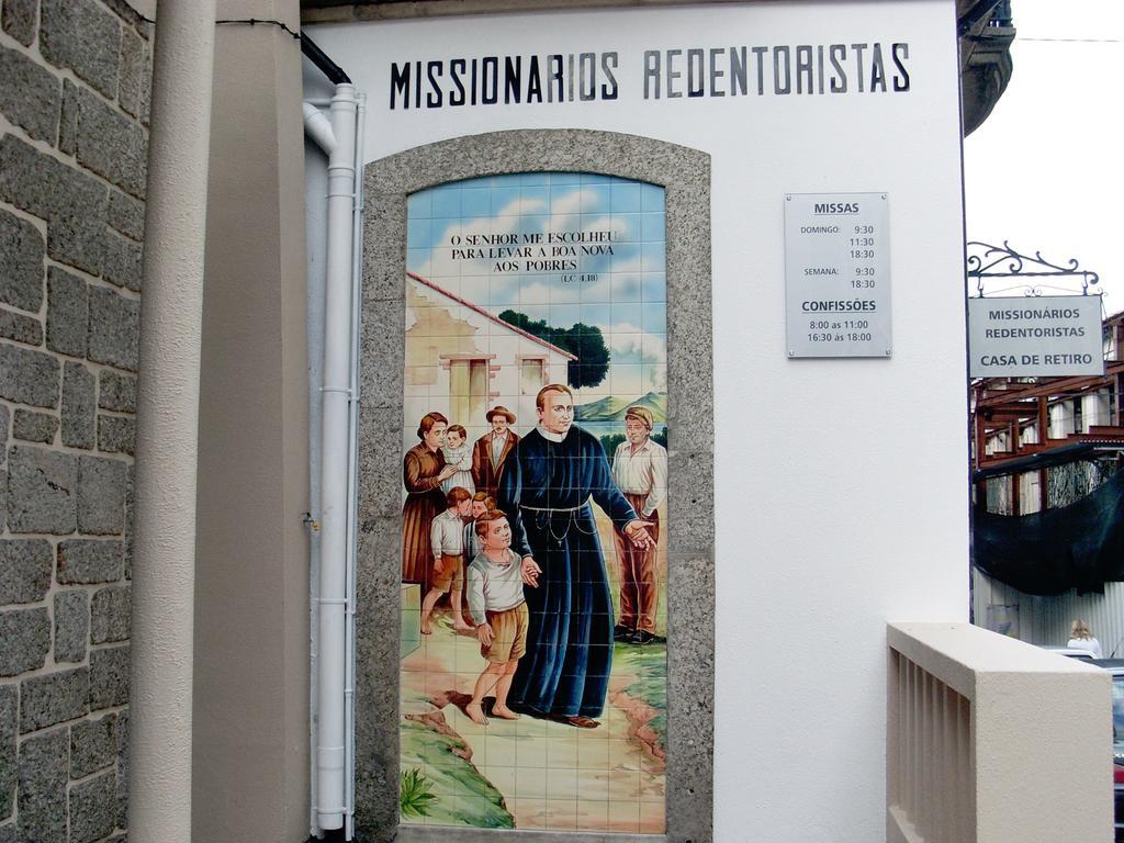 Casa De Retiros N. S. Perpetuo Socorro Hotel กิมาไรส์ ภายนอก รูปภาพ