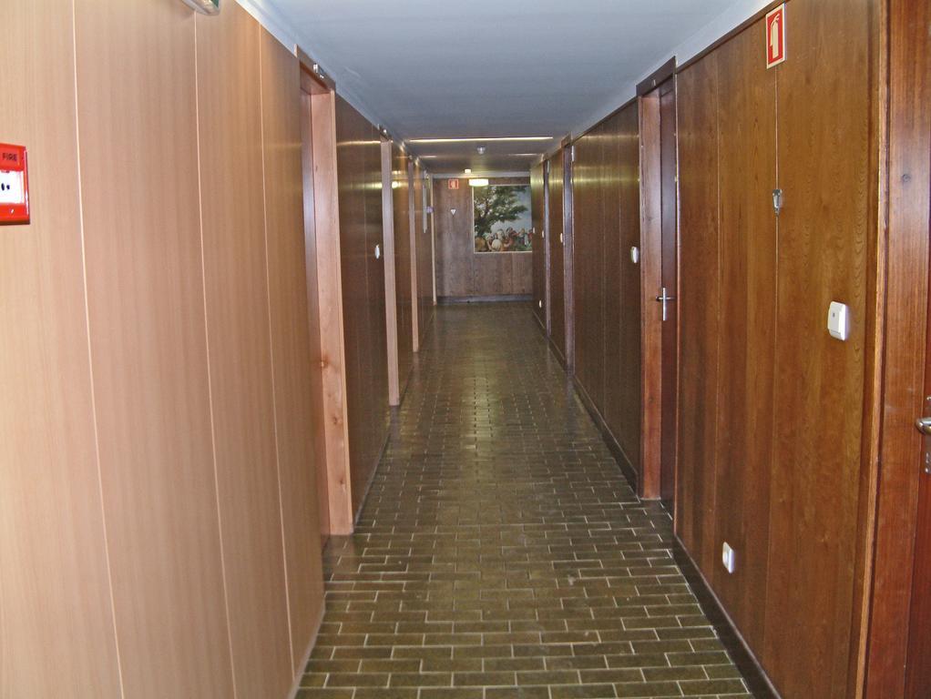 Casa De Retiros N. S. Perpetuo Socorro Hotel กิมาไรส์ ภายนอก รูปภาพ